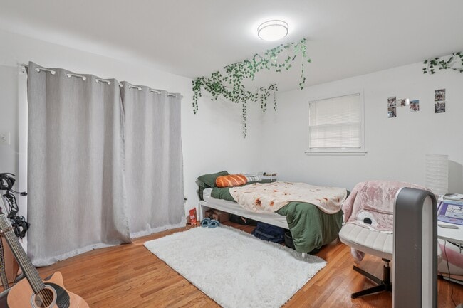 Foto del edificio - 2704 Rambler Ct