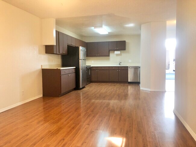 Cocina/Sala de estar - 95-355 Kuahelani Ave