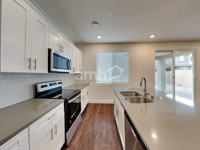 Building Photo - 8815 Carmine Cob Avenue