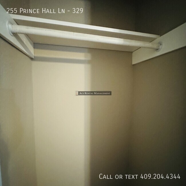 Foto del edificio - 255 Prince Hall Ln