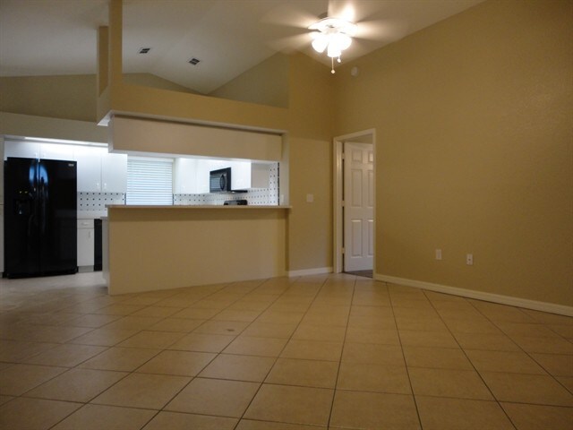 Foto del edificio - 2925 Wilder Creek Cir