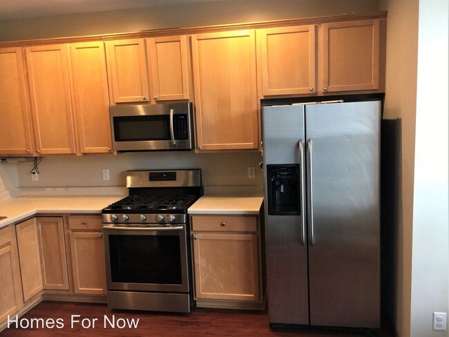 Foto del edificio - 3 br, 2.5 bath House - 15595 June Grass Lane