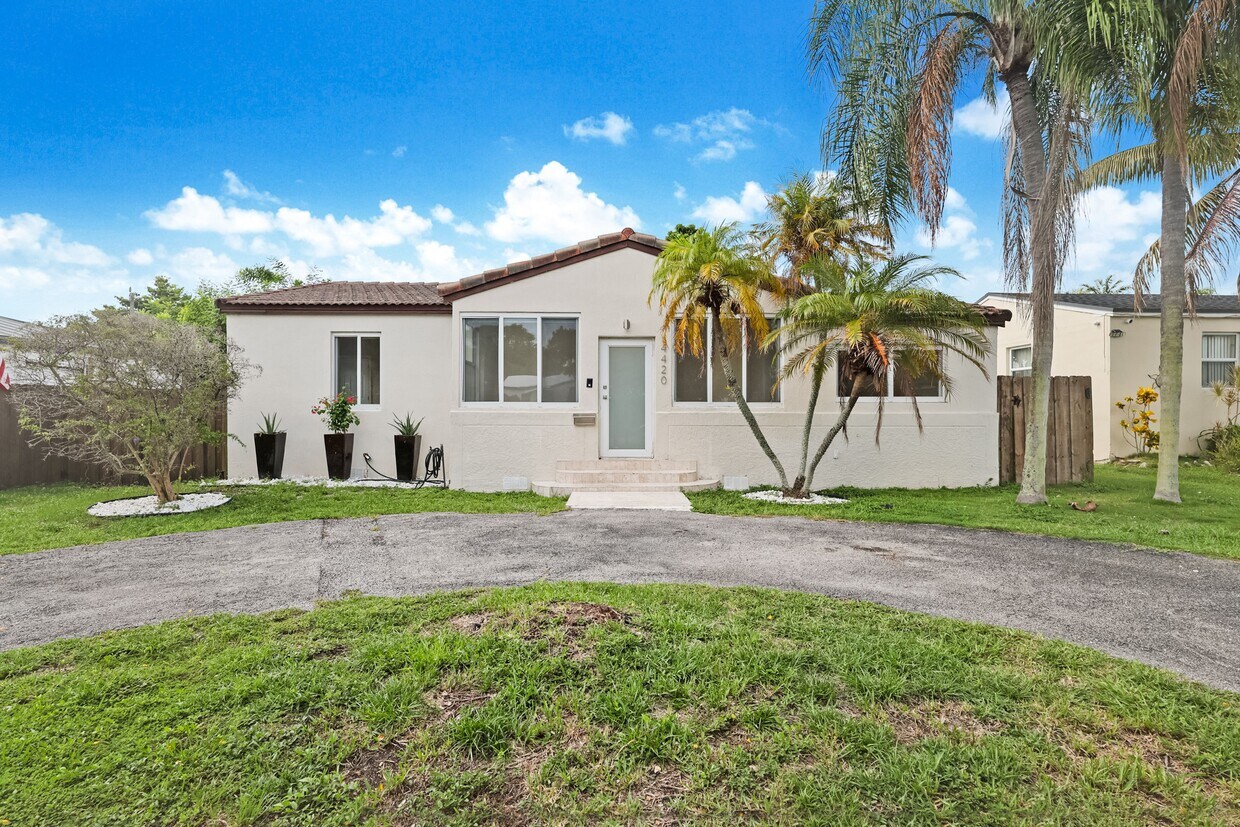 Foto principal - 4420 SW 4th St