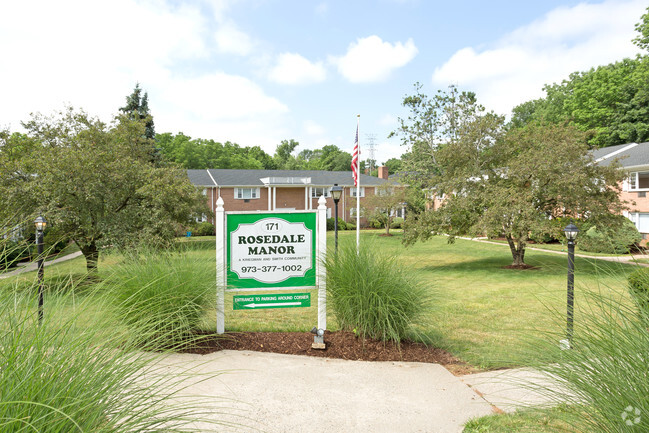 Building Photo - Rosedale Manor