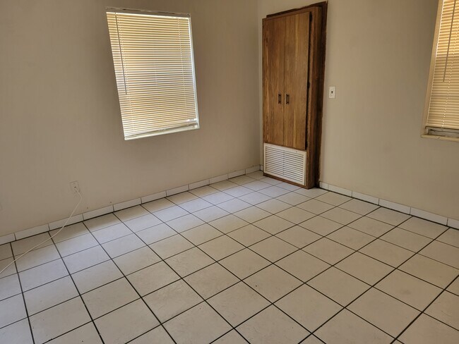 Foto del edificio - 105 Palmetto Ave