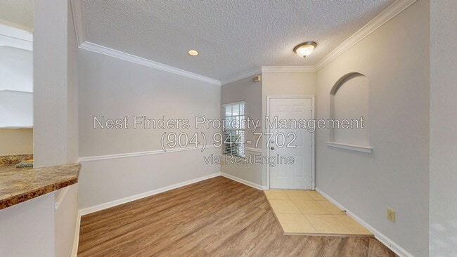 Building Photo - 10000 Gate Pkwy N