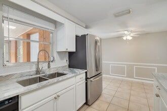 Building Photo - 3304 Bluebird Dr
