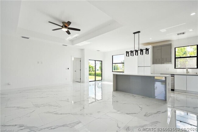 Building Photo - 4309 NW 38th Ave