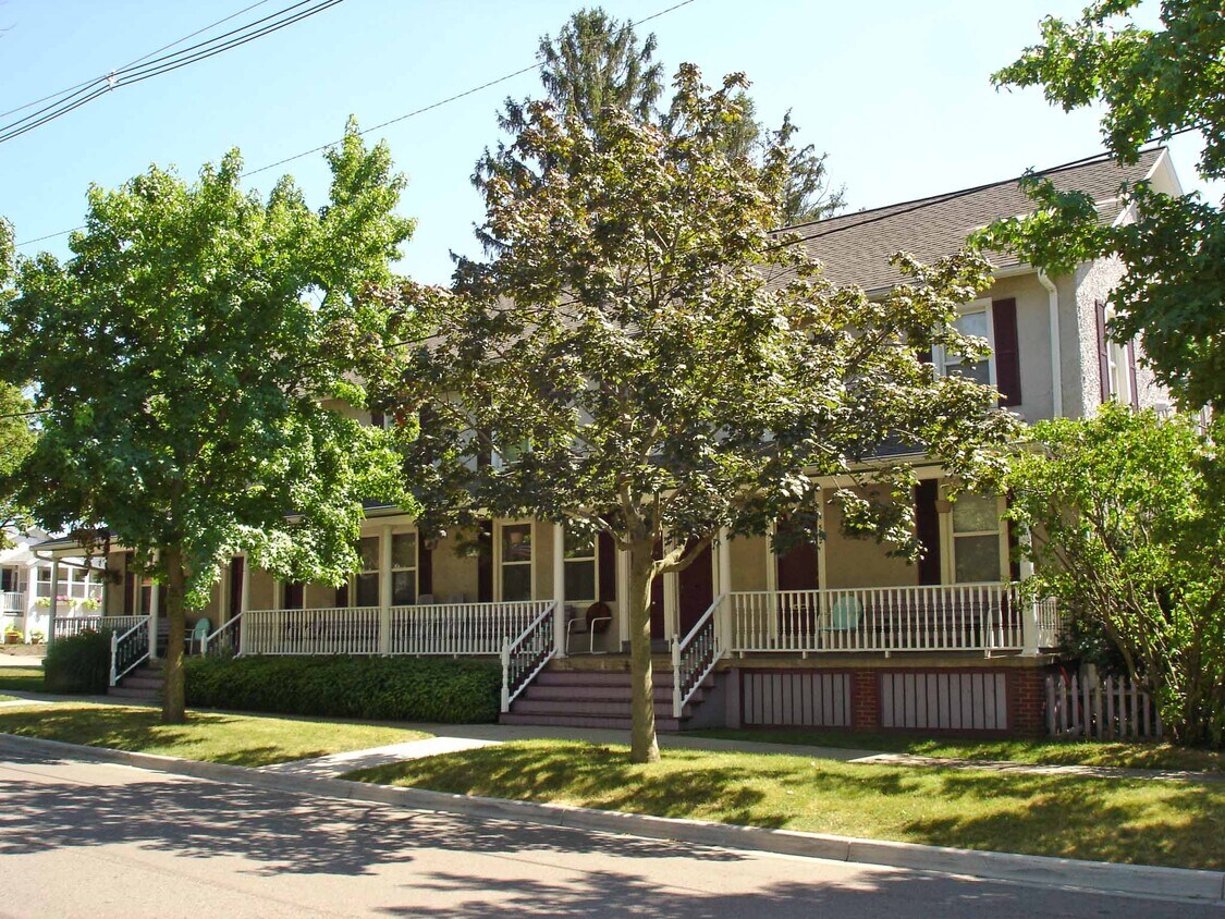 518 Park St Unit 518, Saint Joseph, MI 49085 Apartments in Saint