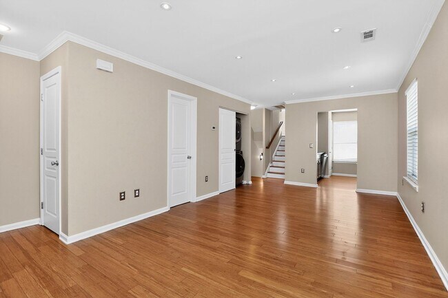 Building Photo - 3-Story Townhome in Historic Fourth Ward – Uptown Living