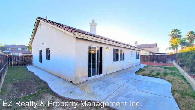 Building Photo - 5 br, 2 bath House - 4390 Willowglen Way