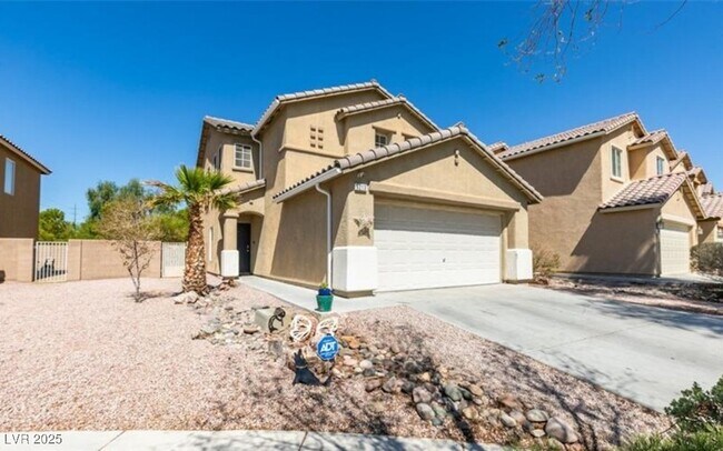 Foto del edificio - 6213 Capehart Falls St