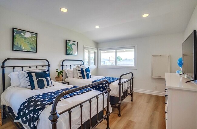 Building Photo - 30551 Santa Luna Dr
