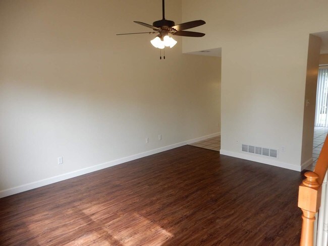 Building Photo - 3401 Keenes Edge Dr