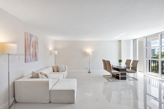 Foto del edificio - 600 Parkview Dr