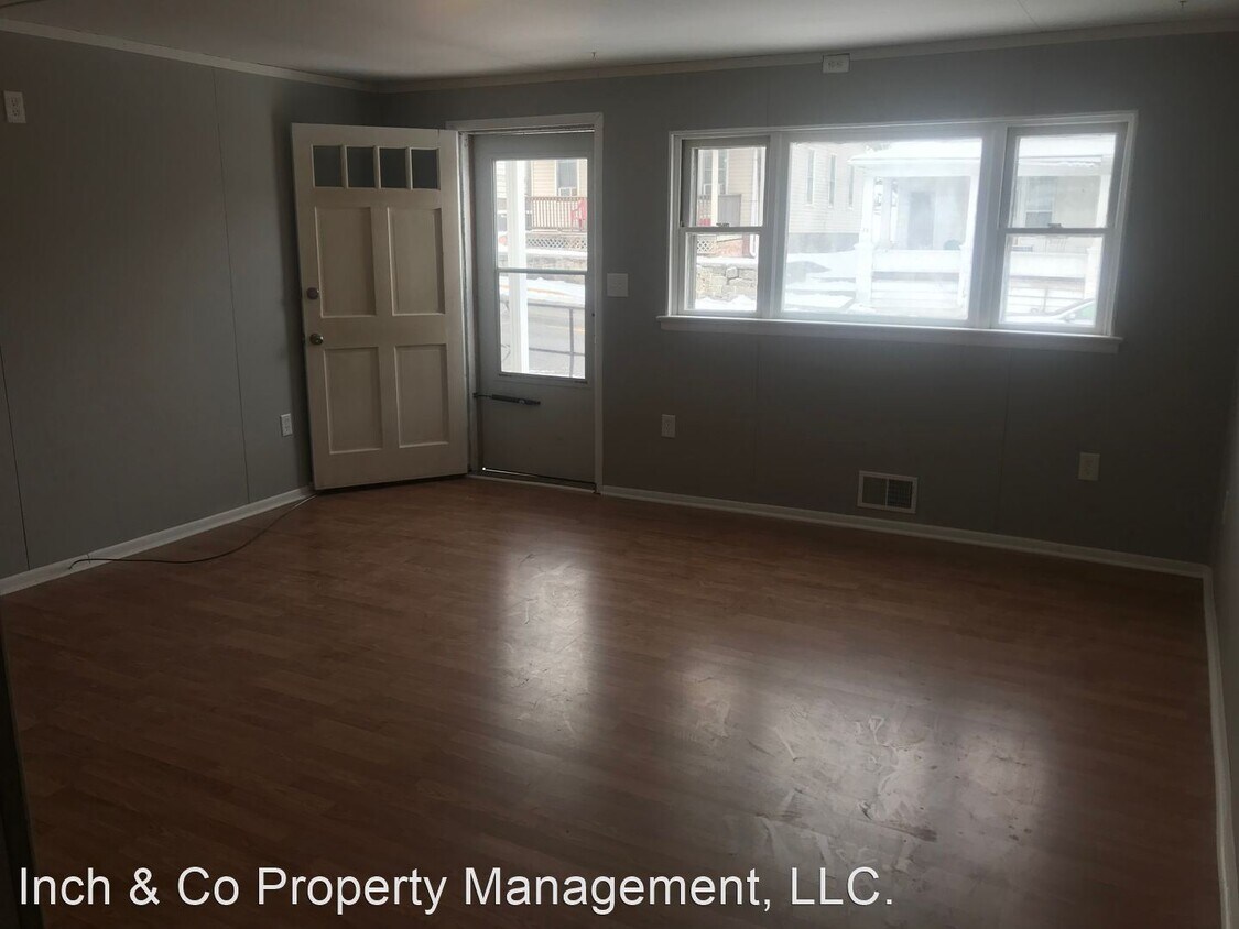 Primary Photo - 3 br, 1.5 bath House - 37 S Front St