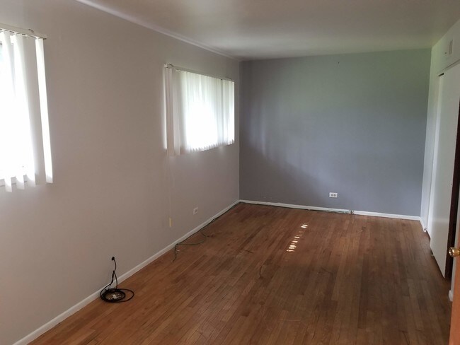 Master Bed - 2034 Lioncrest Dr