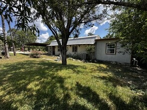 Building Photo - 150 Winchester Rd