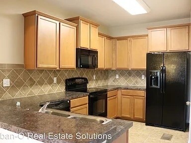 Building Photo - 1555 Scarlet Oak Loop