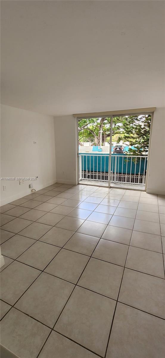 Foto del edificio - 1720 NW N River Dr