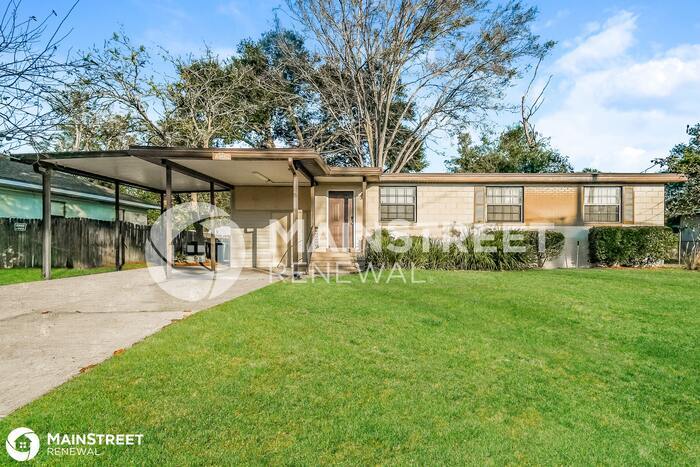 11223 Vera Dr, Jacksonville, FL 32218