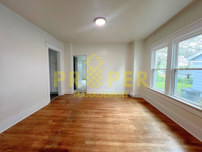 Foto del edificio - 3 bedrooms 2 bathrooms house for rent