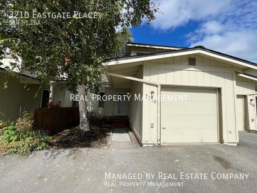 Foto principal - 3210 Eastgate Pl