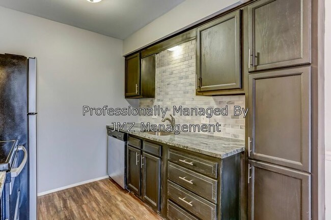 Foto del edificio - 2177 Decker Rd