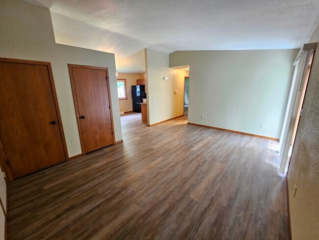Foto del edificio - 101 Meadowpark Dr