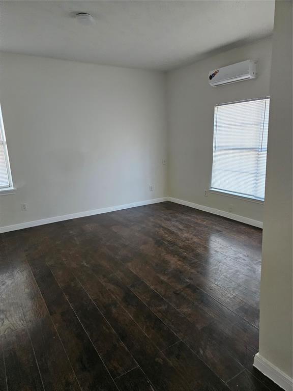 Building Photo - 2121 Fulton St