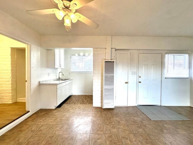 Photo - RogerRd237-243 Apartment