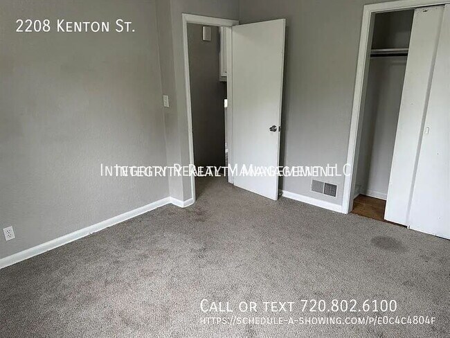 Foto del edificio - 2208 Kenton St