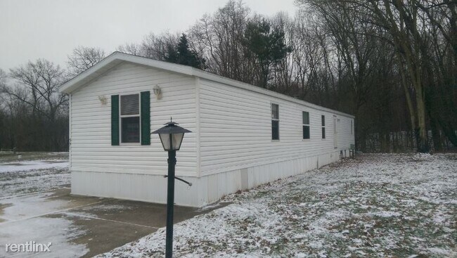 Building Photo - 3 br, 2 bath Mobile Home - 591 Ridge Row Dr