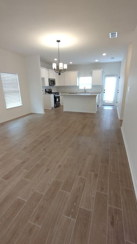 Foto del edificio - 2165 Grove Ln