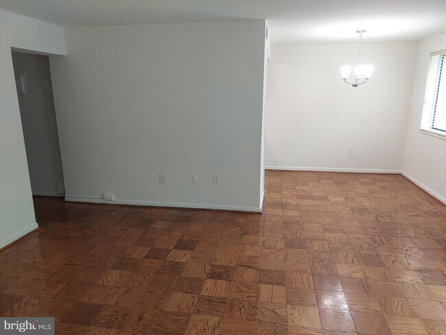 Building Photo - 10444 Rockville Pike
