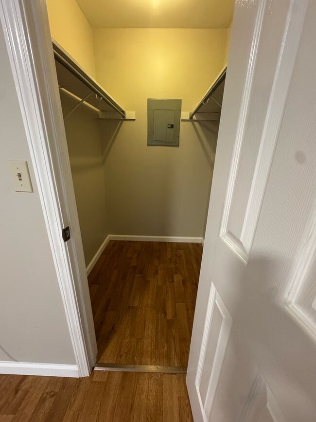 Foto del edificio - 98 Hill Ave