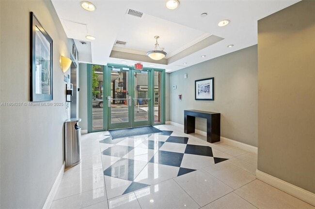 Building Photo - 111 E Flagler St