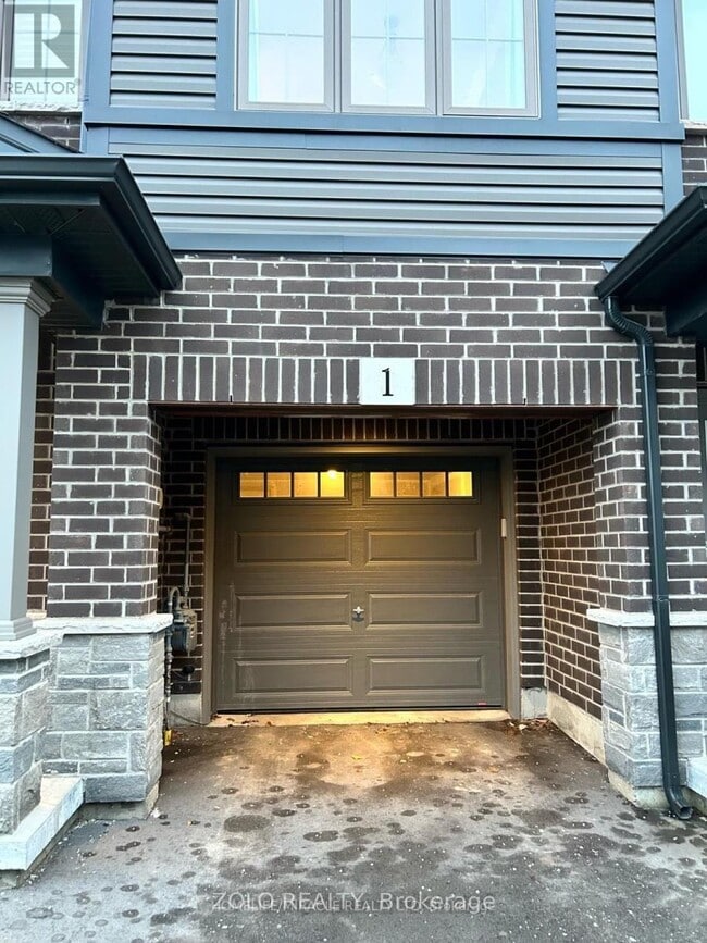 Building Photo - 124 Compass Trail
