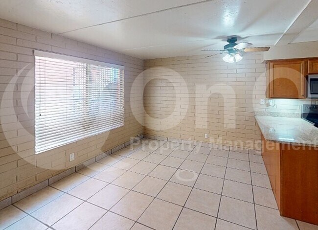 Foto del edificio - 55 N Cherry Ave