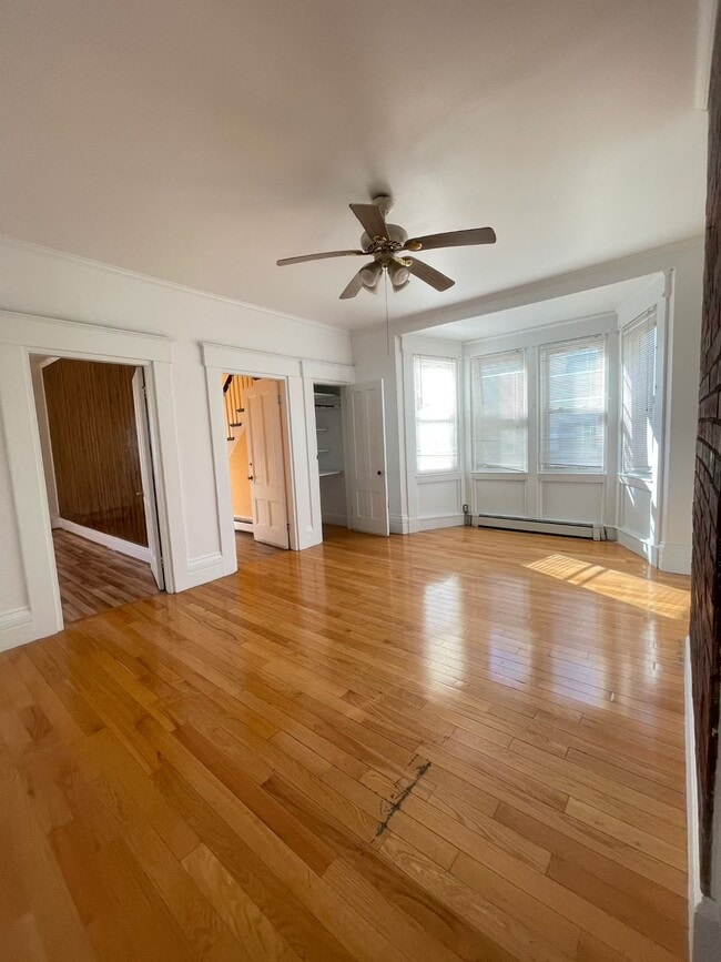 Building Photo - 34 Page St