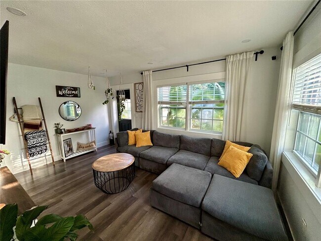 Foto del edificio - 3550 2nd Ave S