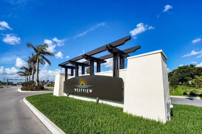 Foto del edificio - 12832 NW 22nd Pl