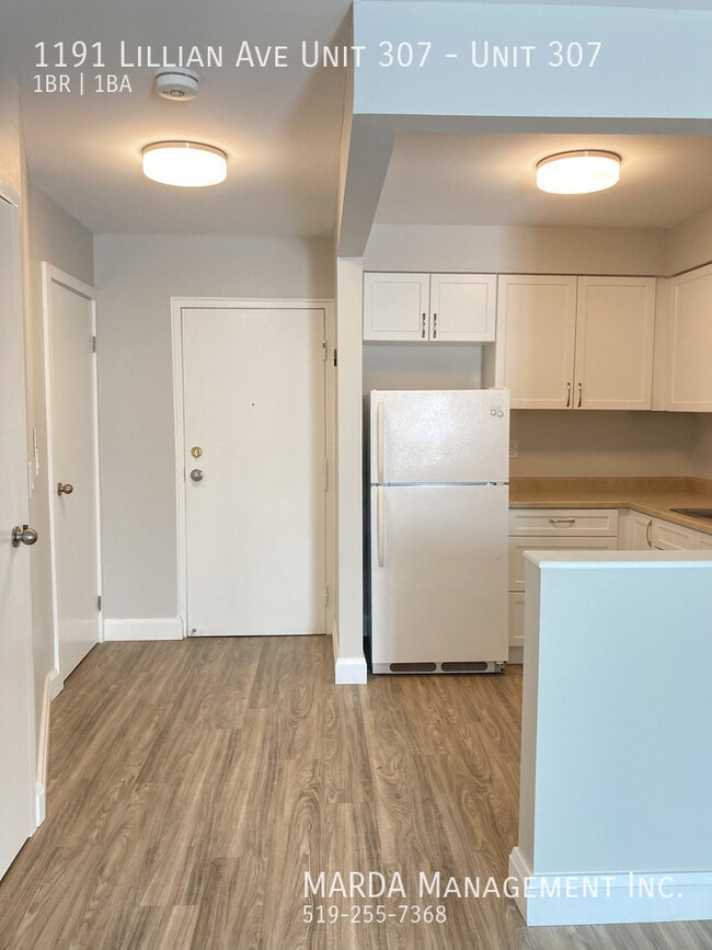 Building Photo - MODERN 1-BEDROOM, 1-BATH 2ND FLOOR UNIT FU...