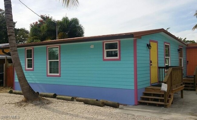 Building Photo - 4874 Pine Island Rd