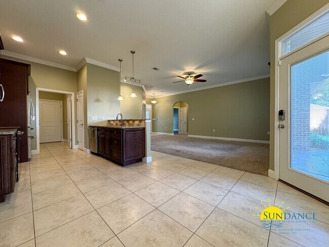 Building Photo - Prime Location and Stunning 4 Bedroom Home...