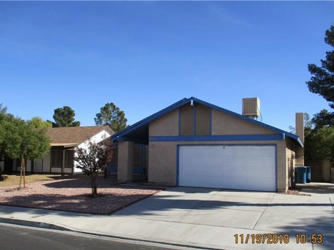 Primary Photo - Single-Story Comfort with Spacious Layout!