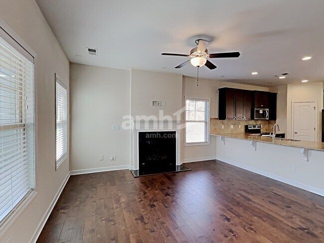 Building Photo - 232 Lanier Place