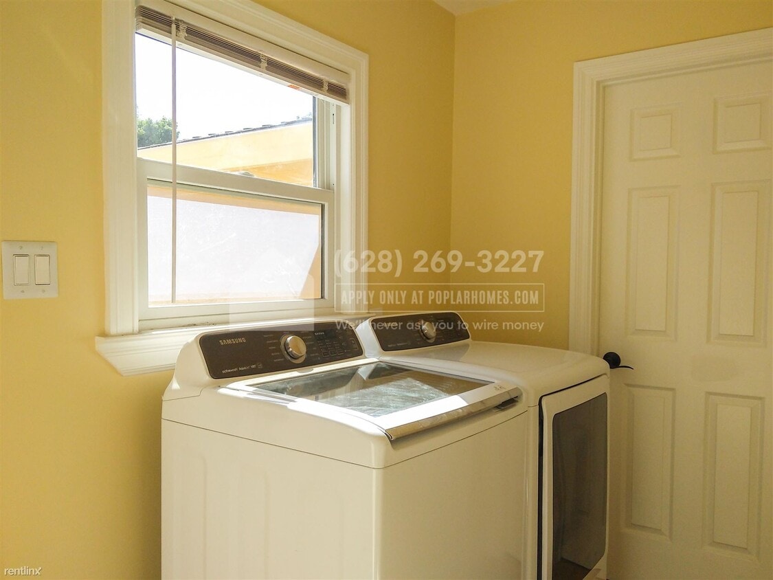 Primary Photo - 2 br, 1.5 bath House - 1042 Eugene Ave Uni...