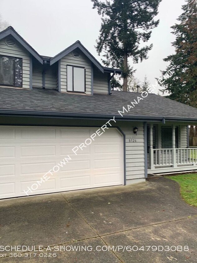 Primary Photo - Lake Forest Home Available NOW!