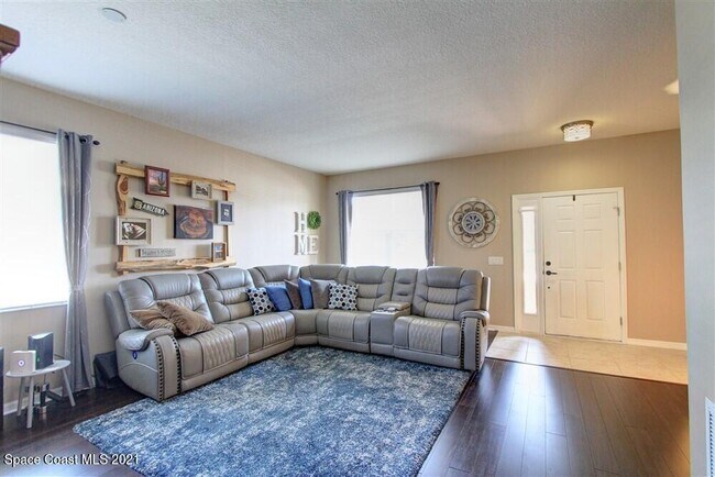 Building Photo - 3280 Recco Pl